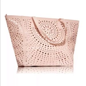Bath & Body Works Pink Tote (no products)